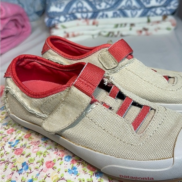 Patagonia Women’s US 4 Beige Red Slip-On Sneakers – Casual canvas shoes - Picture 4 of 10